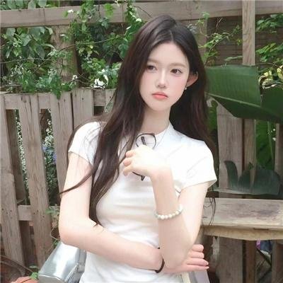朴花英